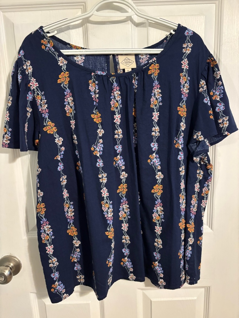 😍St. John's Bay Navy Floral Bouse Size OX/16 W